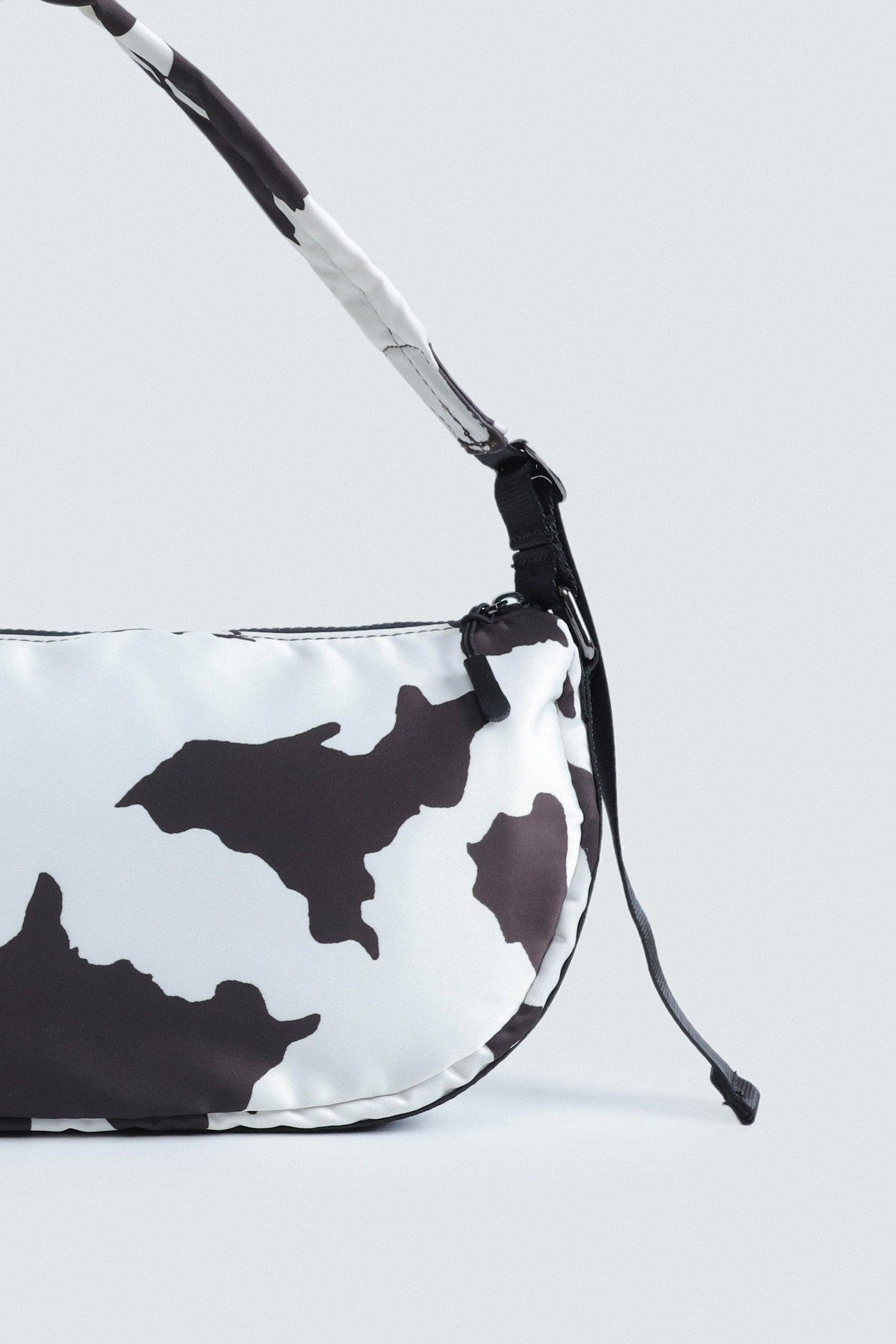 Beau & Arrow — Animal Print Shoulder Bag