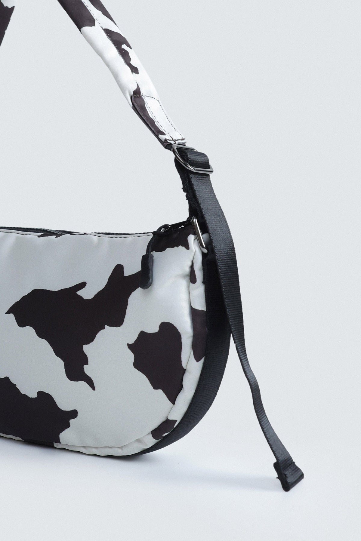 Beau & Arrow — Animal Print Shoulder Bag